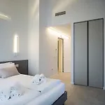 Borgocinquanta بيت ضيافة *