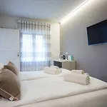بيت ضيافة Borgocinquanta إيزولا ديلا سكالا