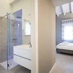 Borgocinquanta بيت ضيافة إيزولا ديلا سكالا
