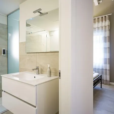 Borgocinquanta * Изола-делла-Скала