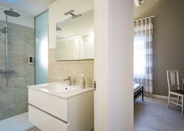 Borgocinquanta * 이솔라 델라 스칼라