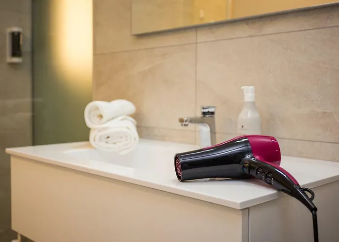 Borgocinquanta 게스트하우스 이솔라 델라 스칼라